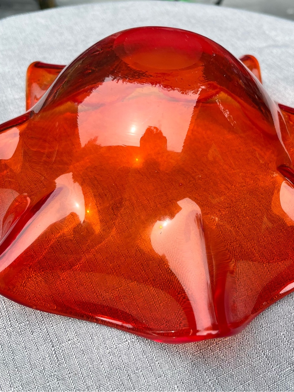 Vintage Amberina Red Orange Ruffled Art Glass Bowl MCM Centrepiece - Picture 13 of 16